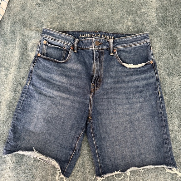 AE Airflex+ Denim Short  Size 32 - Picture 3 of 10